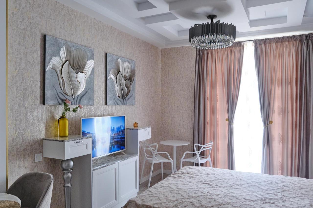 Luxury Apartments Sea View Julymia Odessa Ngoại thất bức ảnh
